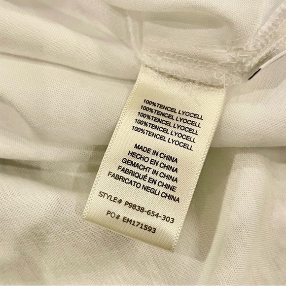 Anthropologie Cloth & Stone Button Down Shirt. (Petite). - Picture 7 of 7